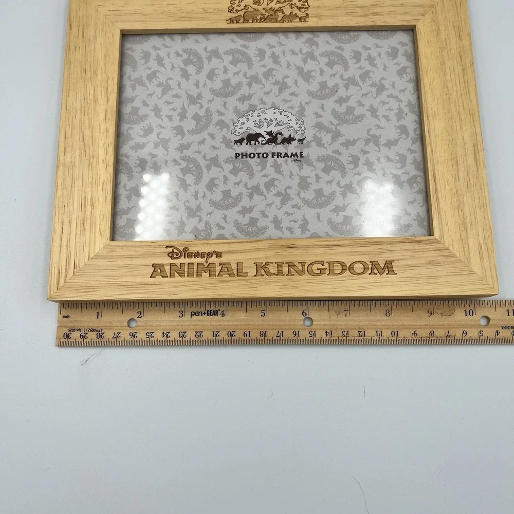 Vintage Walt Disney World Animal Kingdom 7.5